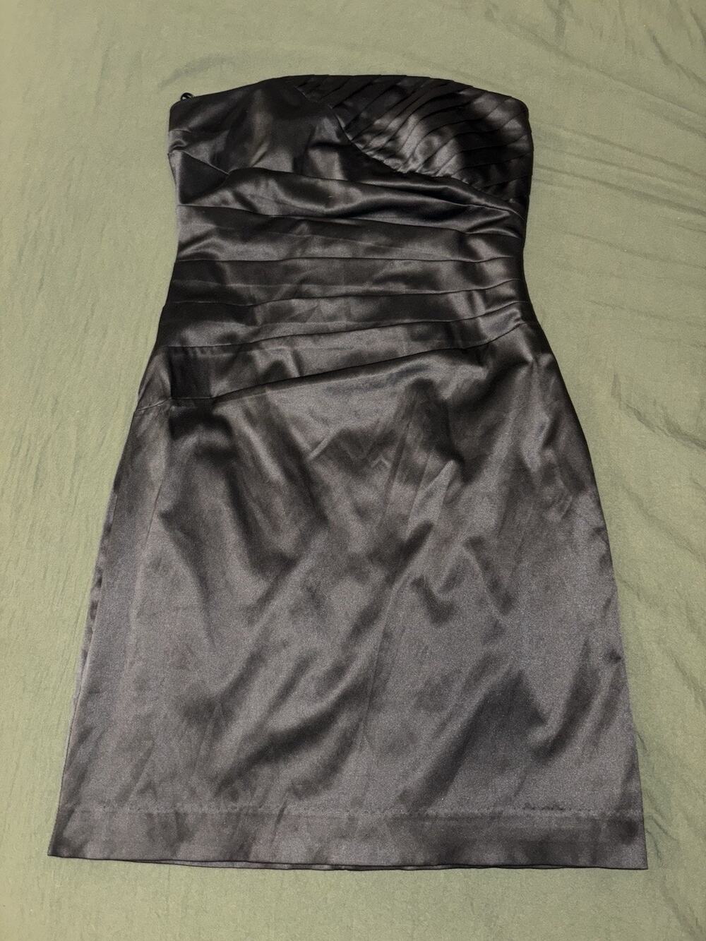 Review Australia 10 Black Strapless Cocktail Dress With Pleats